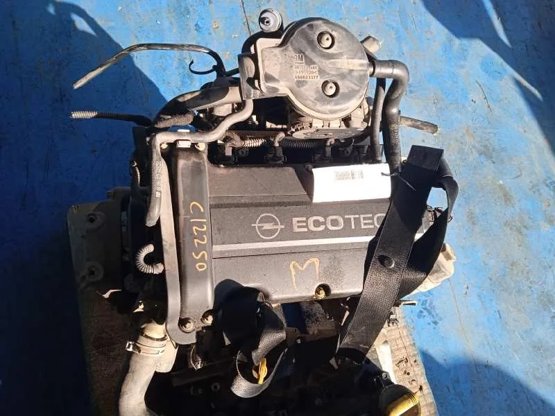 Despiece Motor para Opel Corsa C