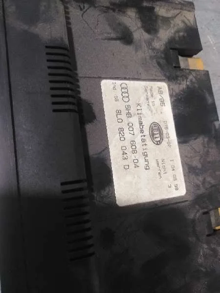 Mando Climatizador para Audi A3 (8L)
