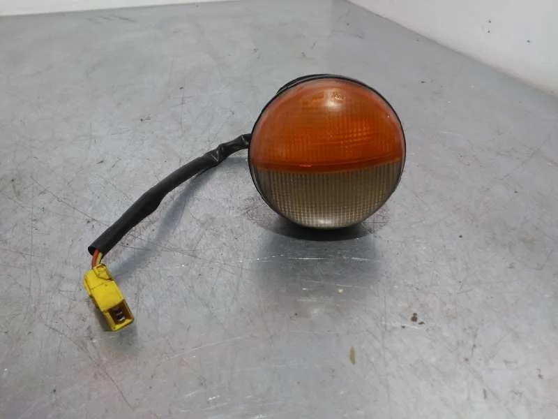 Piloto Trasero Derecho para Fiat Coupe (175)
