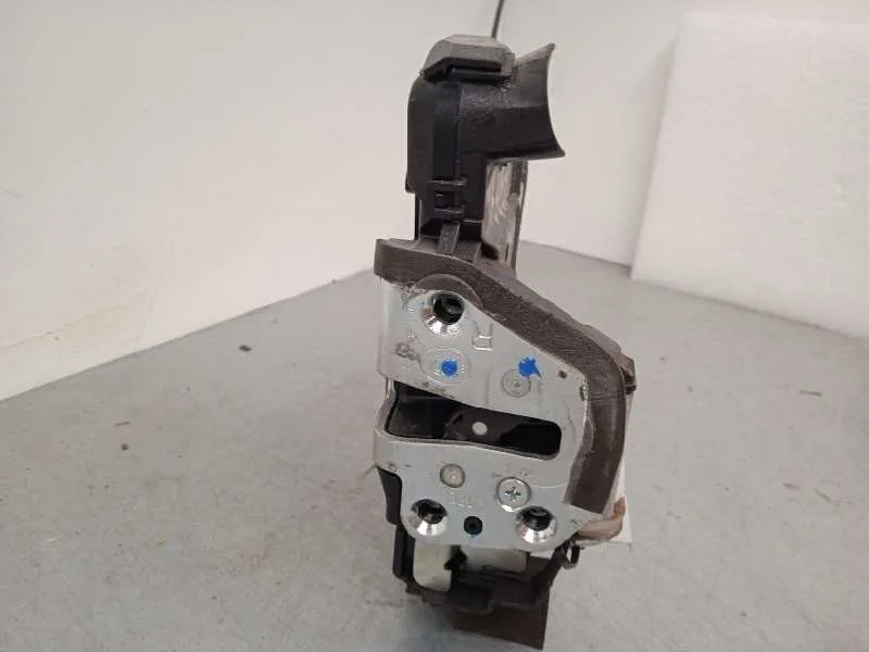 Cerradura Puerta Delantera Derecha para Toyota Auris