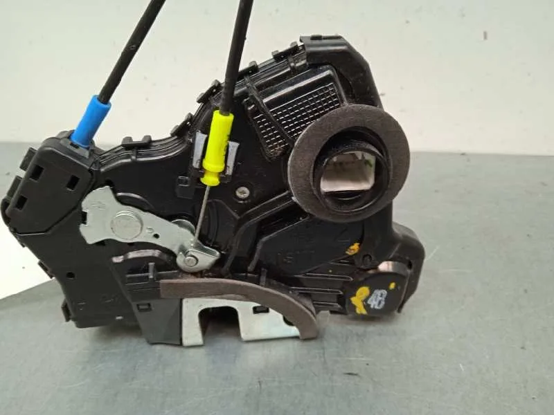 Cerradura Puerta Delantera Derecha para Toyota Auris