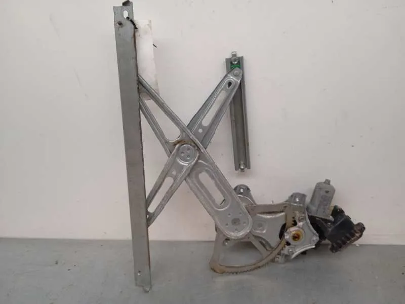 Elevalunas Delantero Derecho para Toyota Auris