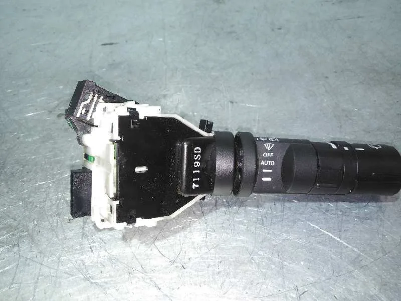 Mando Limpia para Nissan Qashqai (J10)