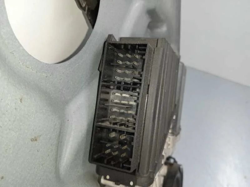 Elevalunas Delantero Izquierdo para Seat Ibiza (6L1)