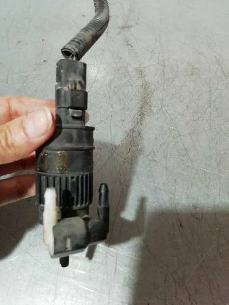 Bomba Limpia para Nissan Micra (K11)