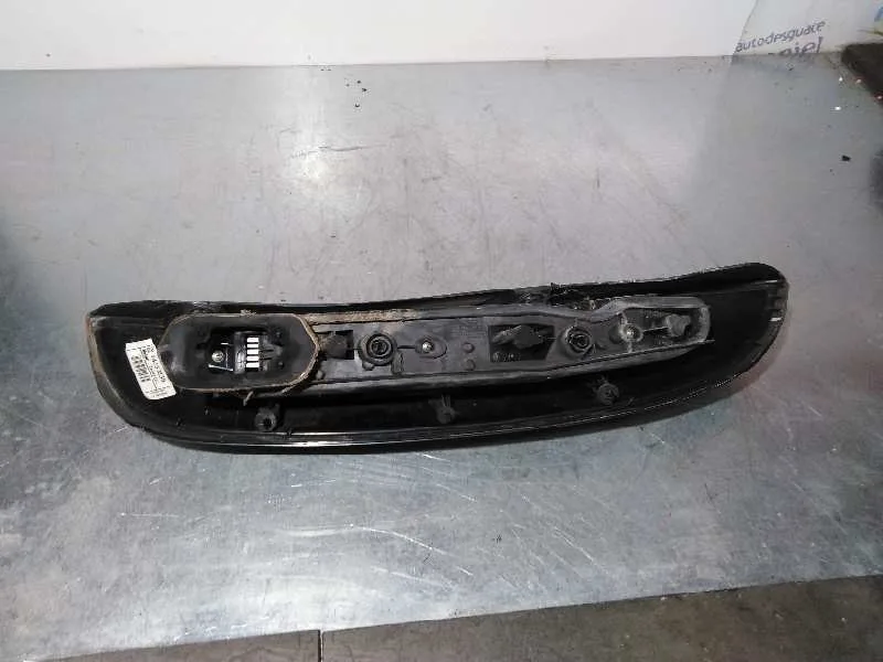Piloto Trasero Izquierdo para Opel Corsa C