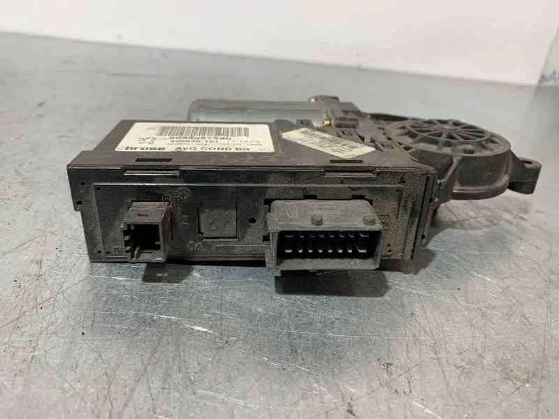 Motor Elevalunas Delantero Izquierdo para Peugeot 307 (S1)