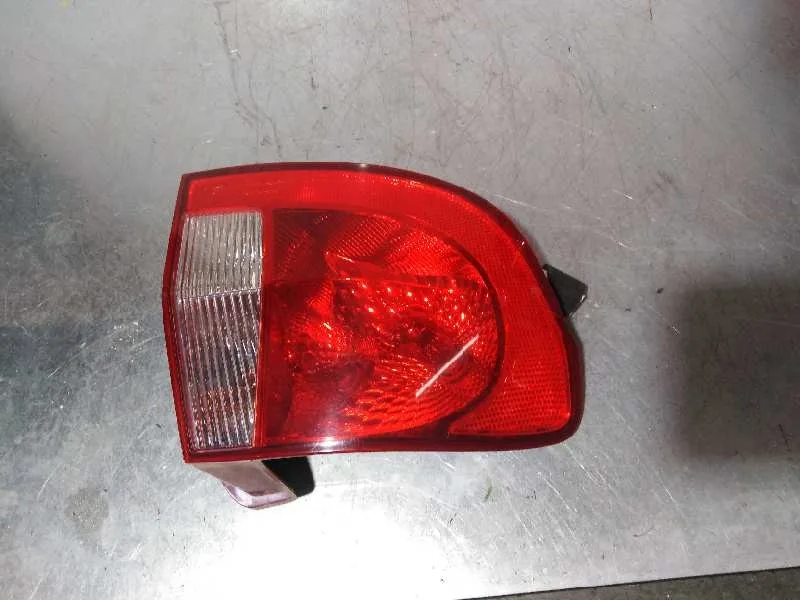 Piloto Trasero Izquierdo para Hyundai Getz (Tb)