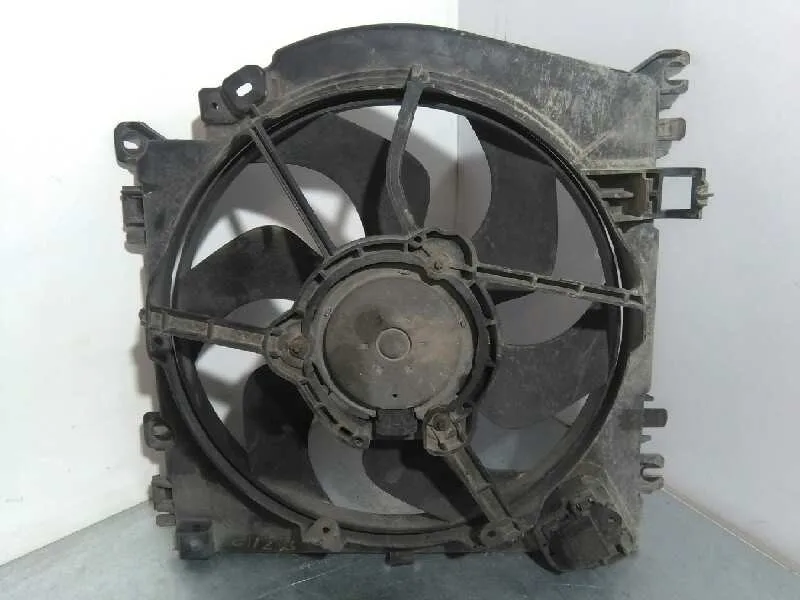 Electroventilador para Nissan Micra (K12E)