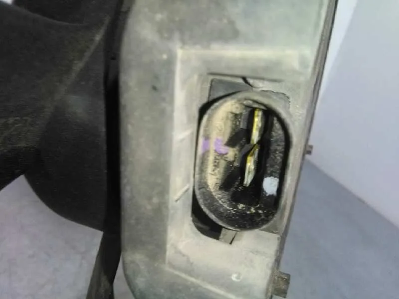 Electroventilador para Nissan Micra (K12E)