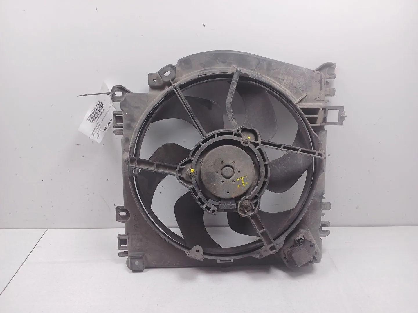Electroventilador para Nissan Micra (K12E)