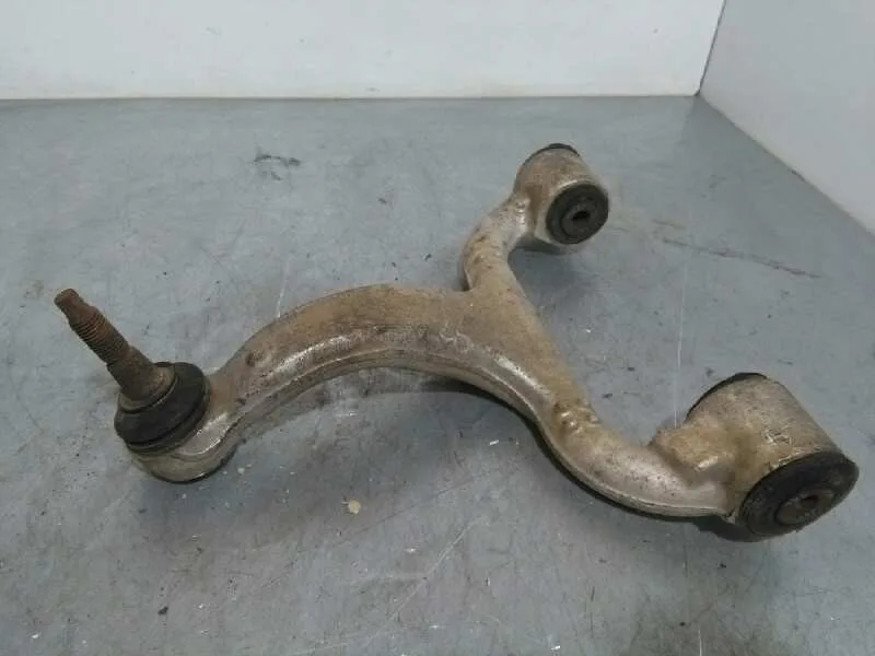 Brazo Suspension Superior Delantero Derecho para Mercedes-Benz Clase M (W163)