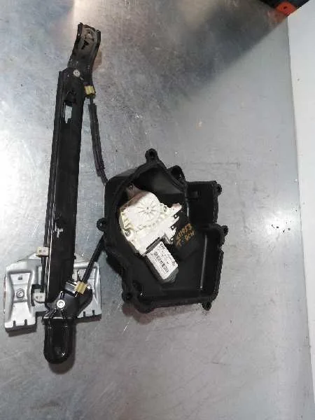 Elevalunas Trasero Derecho para Seat Leon (1P1)