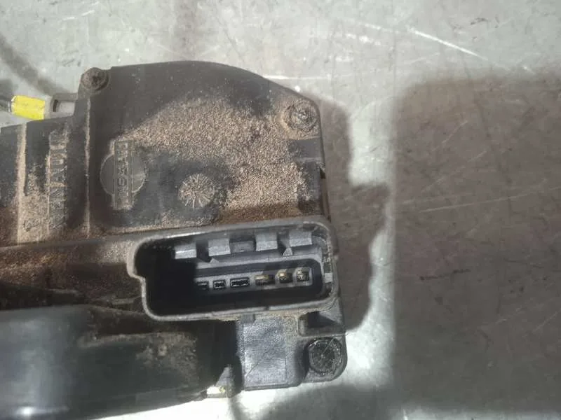 Cerradura Puerta Delantera Izquierda para Nissan Micra (K12E)