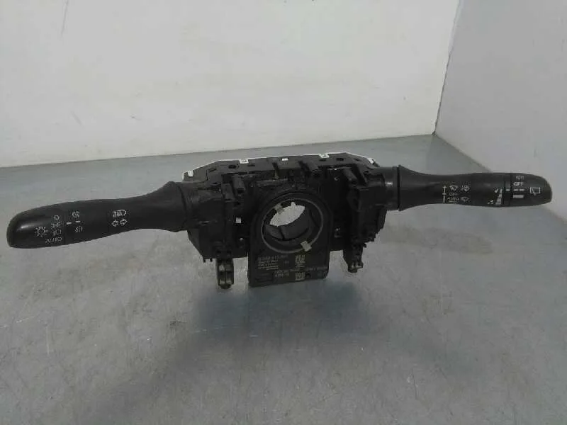 Mando Multifuncion para Nissan Pulsar (C13)