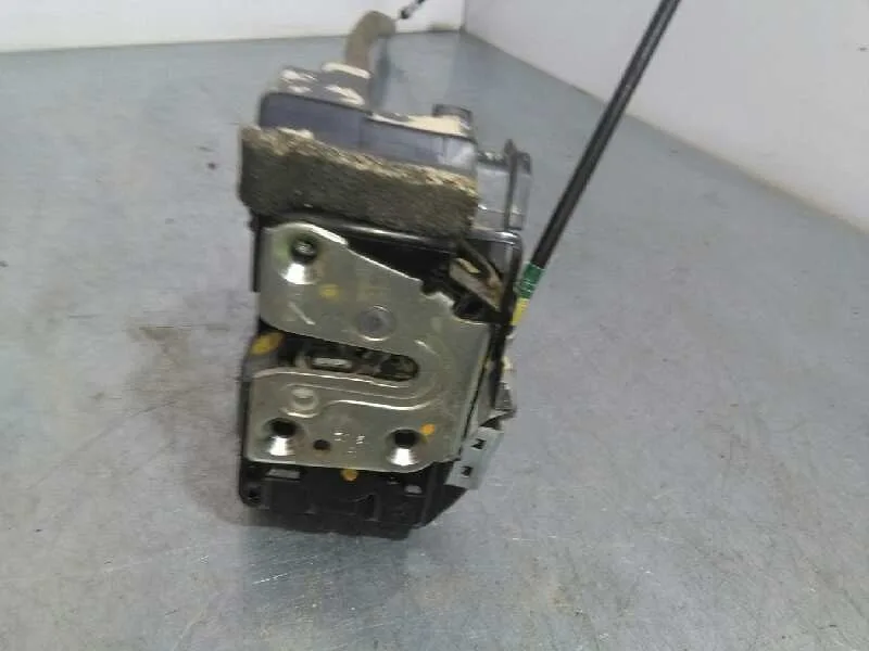 Cerradura Puerta Delantera Derecha para Nissan Pulsar (C13)