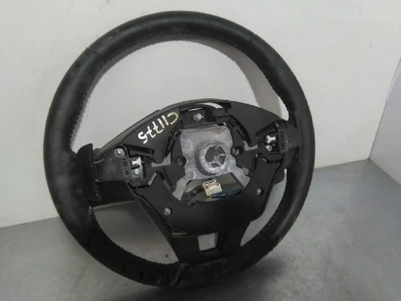 Volante para Mazda 2 Lim. ()