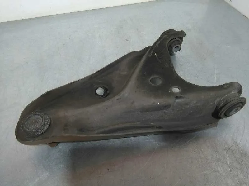 Brazo Suspension Inferior Delantero Derecho para Dacia Lodgy