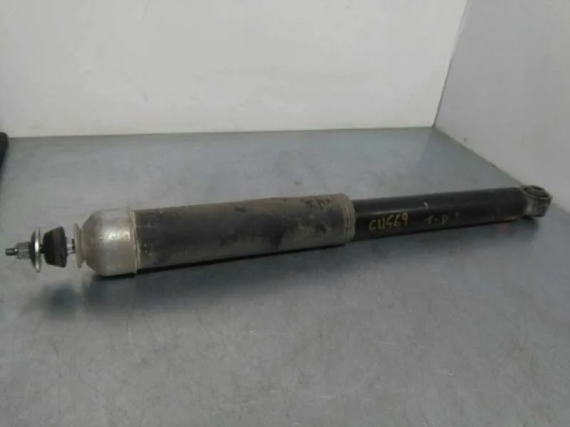 Amortiguador Trasero Derecho para Nissan Pulsar (C13)