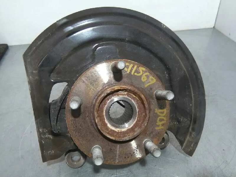 Mangueta Delantera Derecha para Nissan Pulsar (C13)
