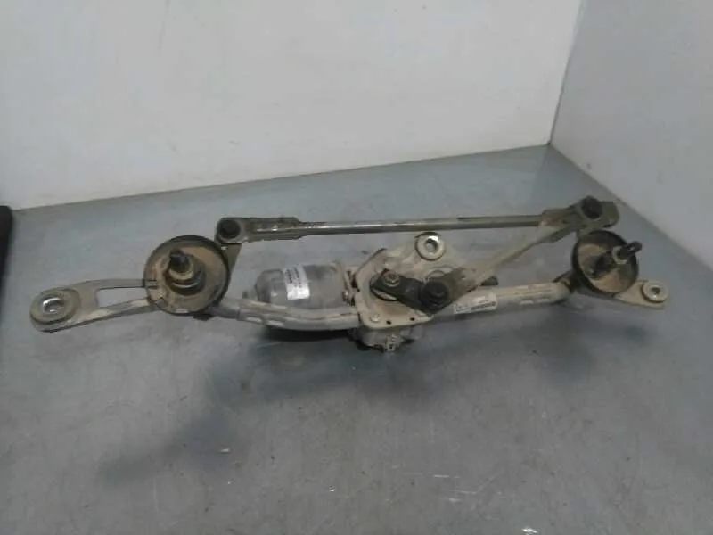 Motor Limpia Delantero para Nissan Pulsar (C13)