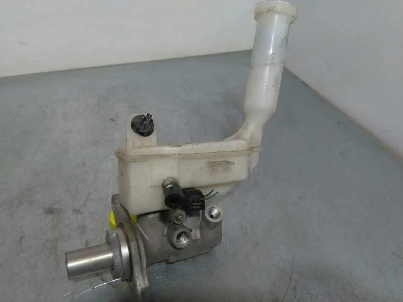 Bomba Freno para Nissan Pulsar (C13)