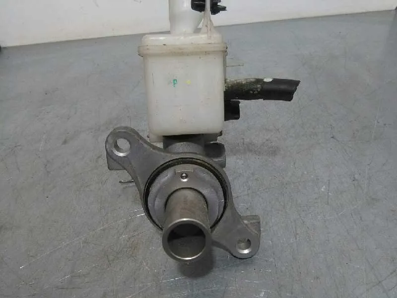 Bomba Freno para Nissan Pulsar (C13)