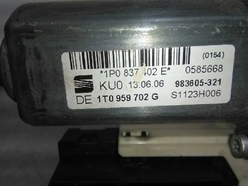 Motor Elevalunas Delantero Derecho para Seat Leon (1P1)