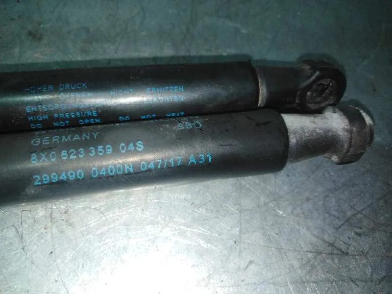 Amortiguadores Capo para Audi A1 Sportback (8Xf)