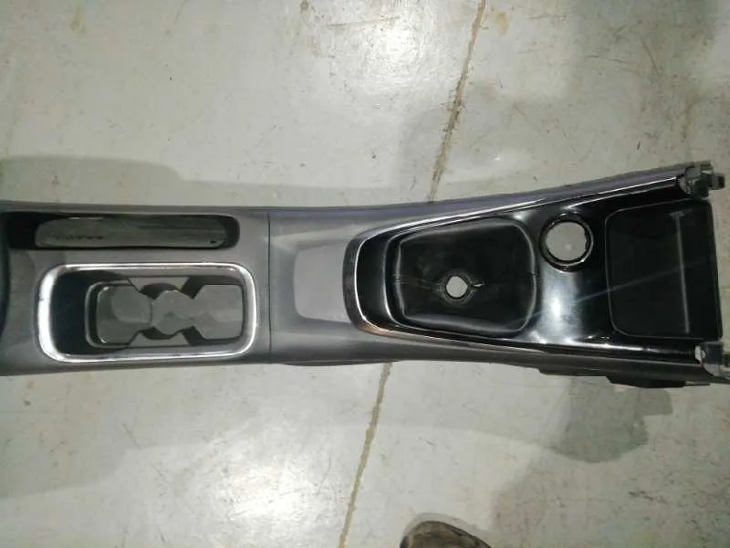 Consola Central para Nissan Pulsar (C13)