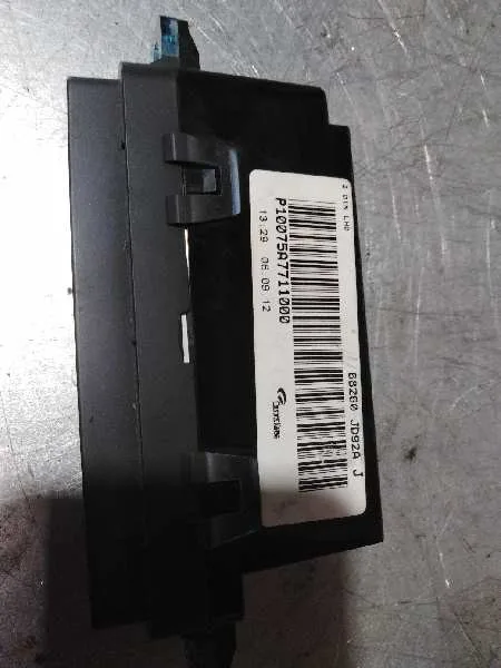 Display para Nissan Qashqai (J10)