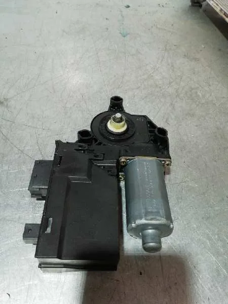 Motor Elevalunas Delantero Izquierdo para Peugeot 307 (S1)