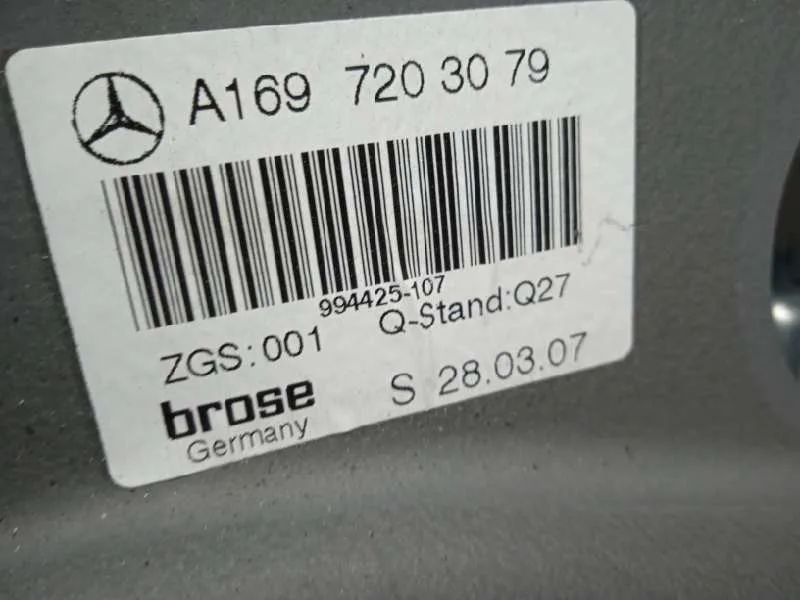 Elevalunas Delantero Derecho para Mercedes-Benz Clase A (W169)