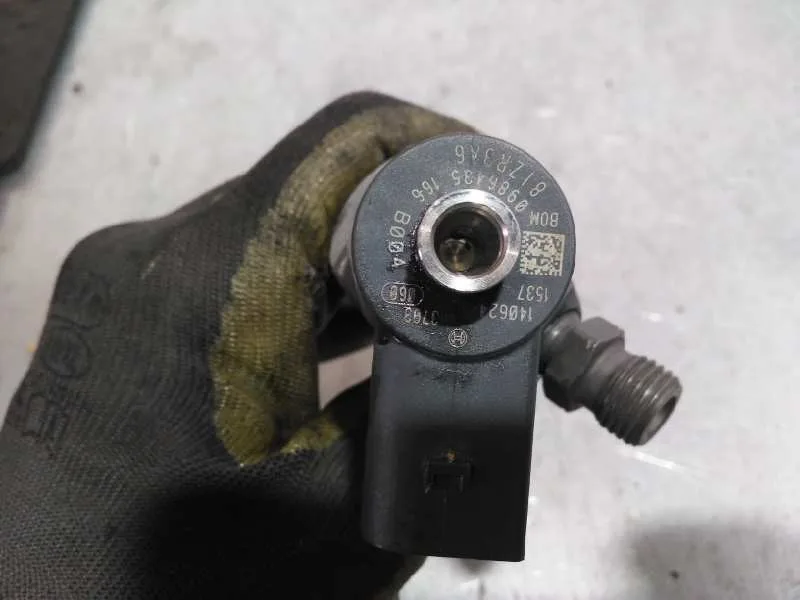 Inyector para Skoda Octavia Lim. (5E3)