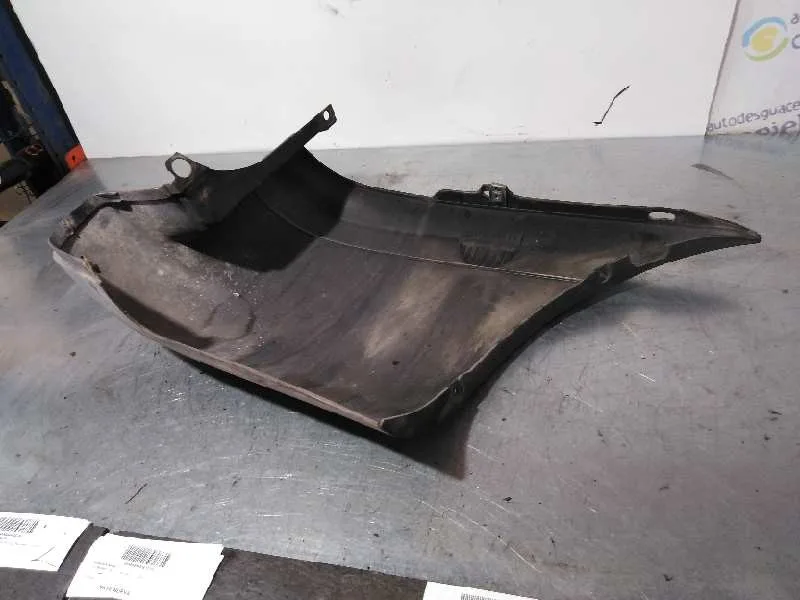 Puntera Paragolpes Trasera Izquierda para Fiat Doblo Cargo (223)