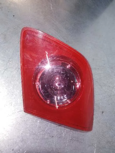 Piloto Trasero Derecho Interior para Mazda 3 Berlina (Bk)