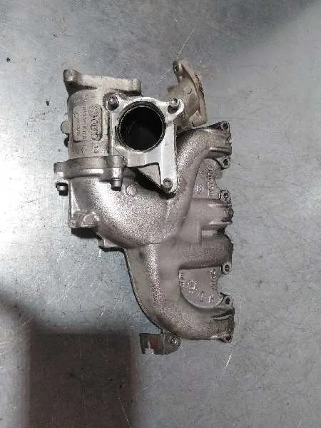 Colector Admision para Skoda Octavia Berlina (1Z3)