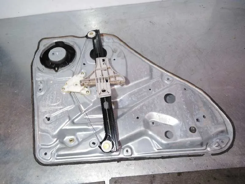 Elevalunas Trasero Derecho para Skoda Superb (3U4)