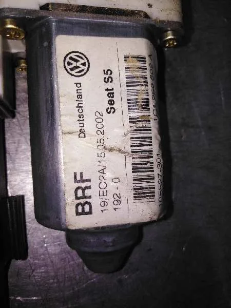 Motor Elevalunas Delantero Derecho para Seat Toledo (1M2)