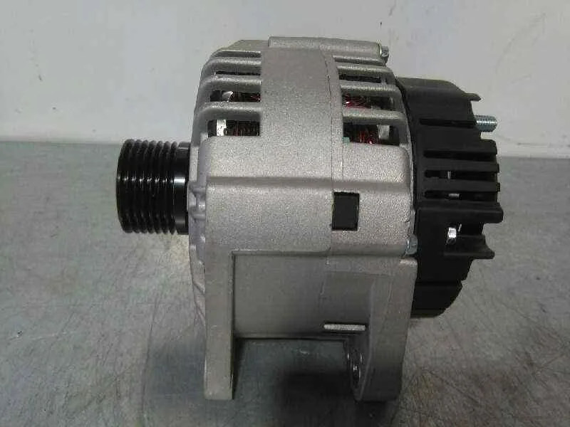 Alternador para Nissan Primera Berlina (P12)