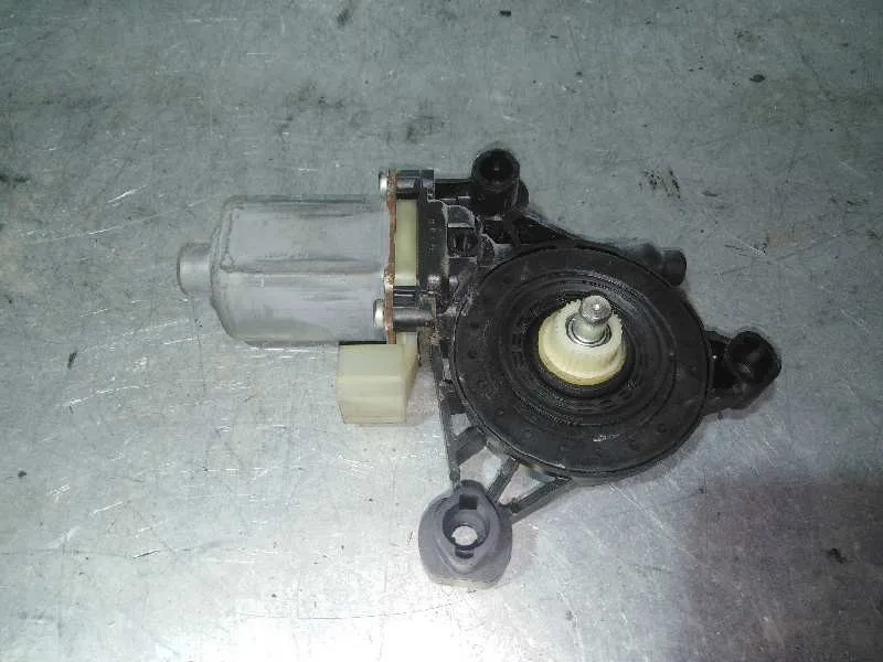 Motor Elevalunas Delantero Derecho para Seat Leon St (5F8)