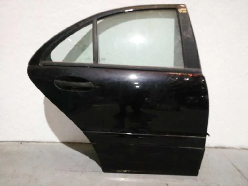 Puerta Trasera Derecha para Mercedes-Benz Clase C (W203) Berlina