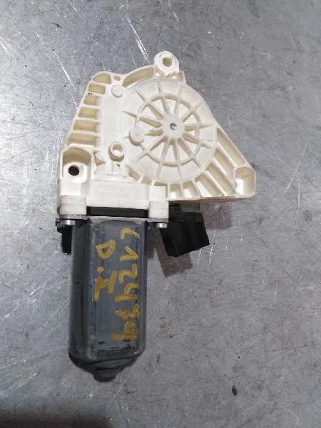Motor Elevalunas Delantero Izquierdo para Mercedes-Benz Clase A (W169)