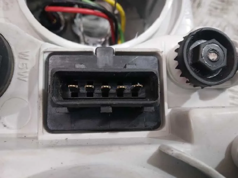 Faro Derecho para Volvo S40 Berlina