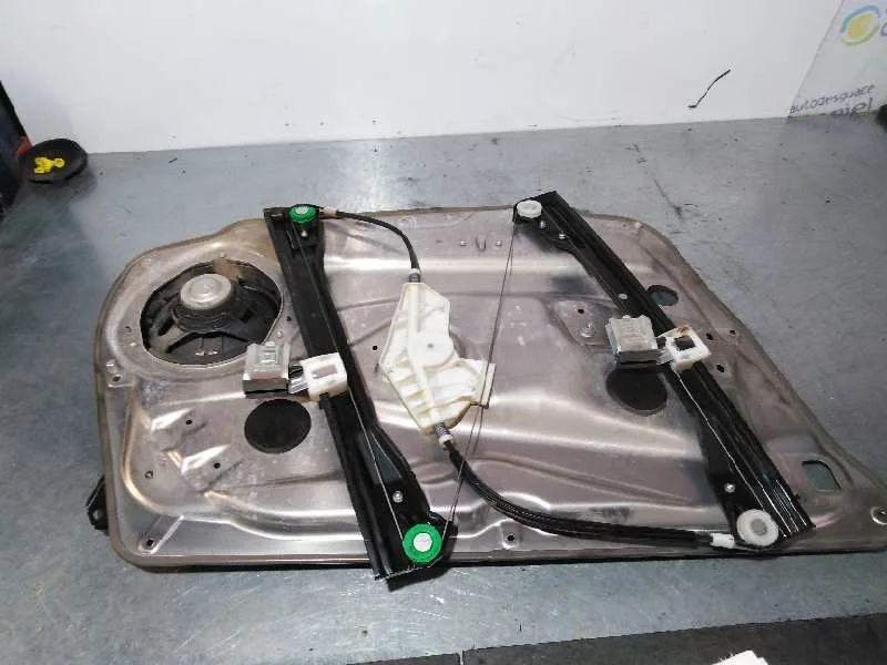 Elevalunas Delantero Derecho para Mercedes-Benz Clase C (W204) Berlina