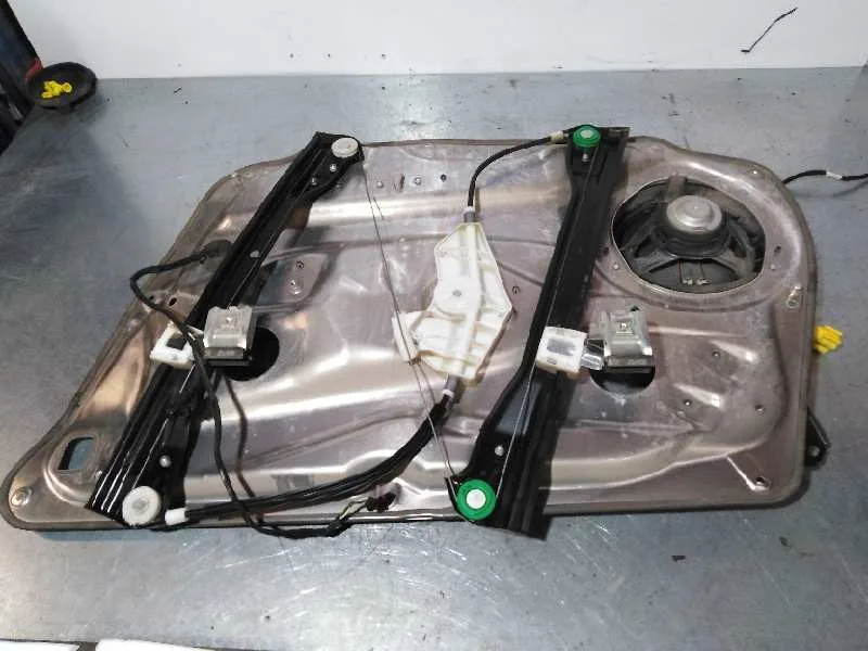Elevalunas Delantero Izquierdo para Mercedes-Benz Clase C (W204) Berlina