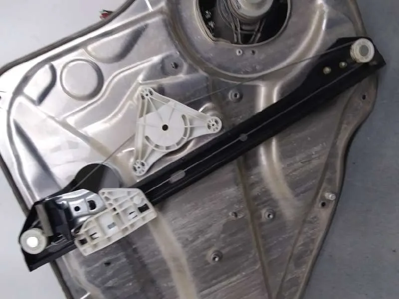 Elevalunas Trasero Derecho para Mercedes-Benz Clase C (W204) Berlina