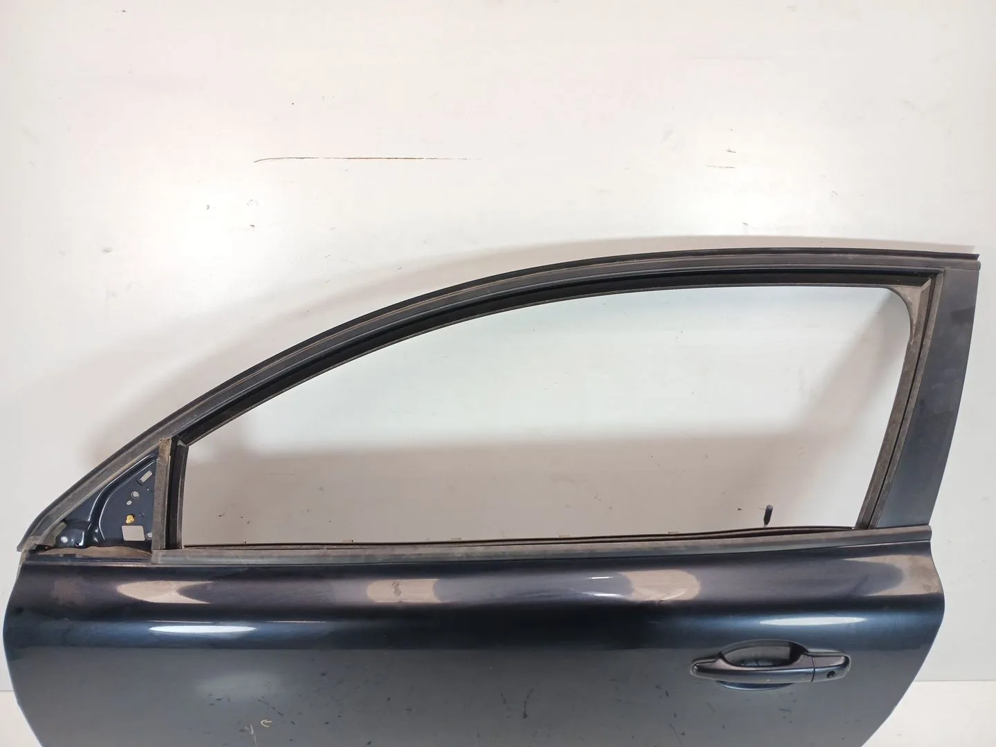 Puerta Delantera Izquierda para Volvo C30