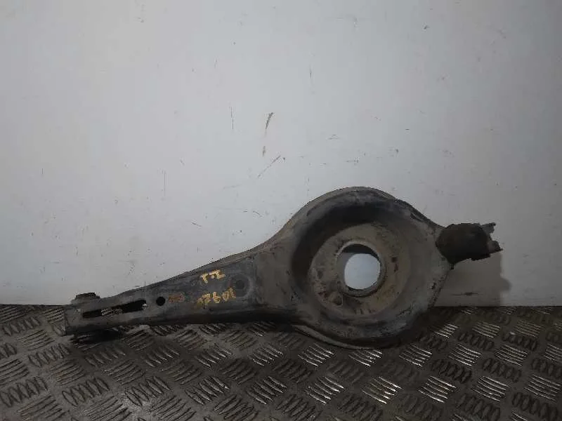 Brazo Suspension Inferior Trasero Derecho para Ford C-Max