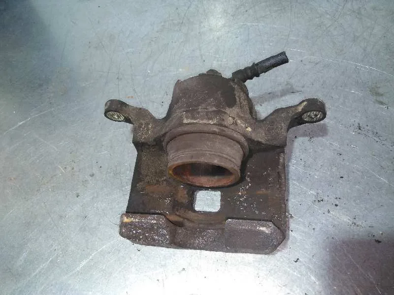 Pinza Freno Delantera Derecha para Nissan Nv 200 (M20)